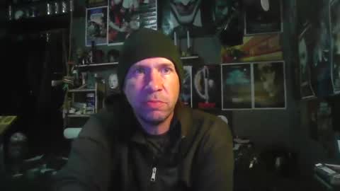 That guy online show from 11-11-25, 07:58