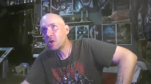 That guy online show from 11-26-25, 02:56