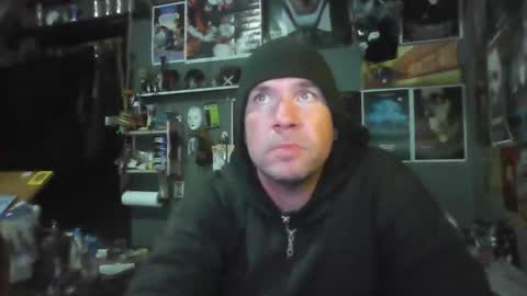 That guy online show from 12-16-25, 11:21