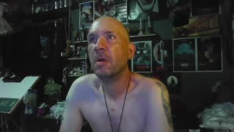 Snapshot of _longfellow chatting on 06-29-26, 02:28 That guy online show from 06-29-26, 02:28