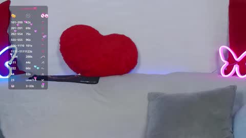 Snapshot of _lorik chatting on 01-31-25, 04:03   online show from 01-31-25, 04:03