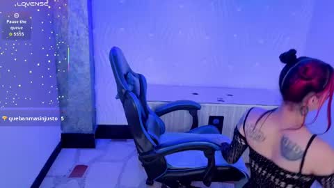 Lucia online show from 10-08-25, 05:43