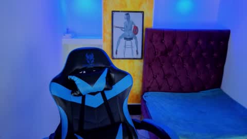 Lucia online show from 11-27-25, 02:13