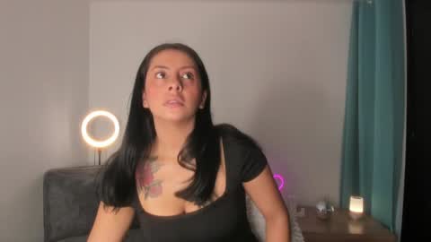   online show from 04-12-26, 03:28