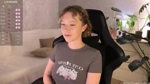 Snapshot of _lucky13__ chatting on 09-09-25, 07:57 Valerie or just Lera online show from 09-09-25, 07:57