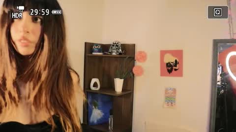 Lucy online show from 11-26-25, 05:30