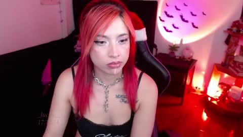 Queen.  Help me reach 100 thumbs up  online show from 12-17-24, 08:32