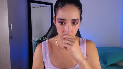 Snapshot of _luna_dupont_ chatting on 05-14-26, 01:07 Luna online show from 05-14-26, 01:07