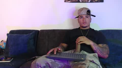 STIVEN online show from 10-25-25, 03:40