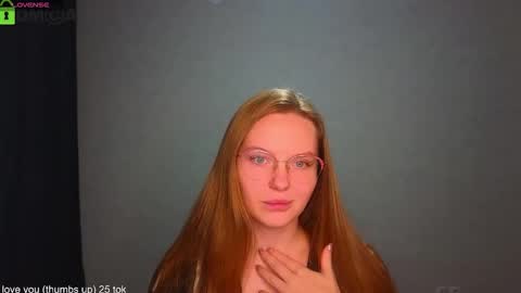 Welcome guys  Pleasure to see you all here  My name is Lysafeta and MichaelaTip menu is active Private is open  online show from 09-29-25, 06:24