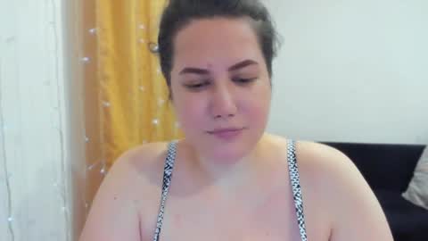 Snapshot of _madalexa_ chatting on 07-04-26, 08:48 Alexa online show from 07-04-26, 08:48