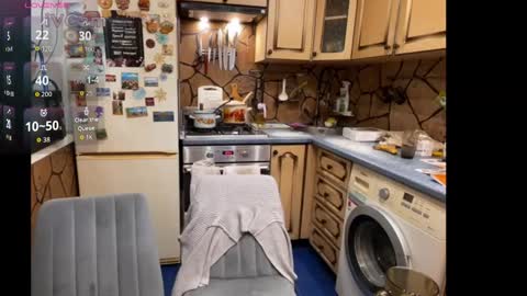 Snapshot of _magic_kis chatting on 09-18-25, 07:54 _magic_kis online show from 09-18-25, 07:54