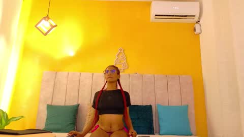 Snapshot of _mai_1 chatting on 02-18-26, 08:38 May online show from 02-18-26, 08:38