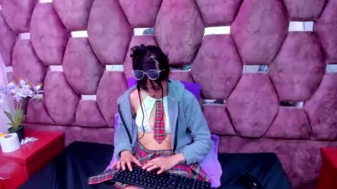 _maleja_19 online show from 03-06-25, 08:19