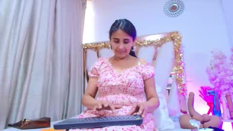 _marcela__ online show from 12-02-25, 12:43