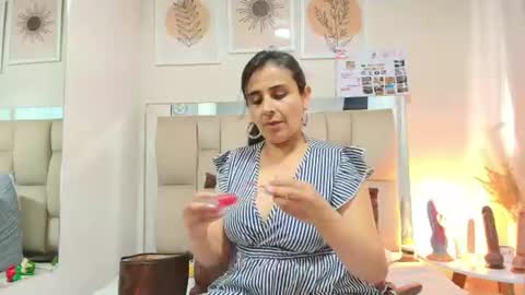 Snapshot of _marcela__ chatting on 07-09-26, 11:58 _marcela__ online show from 07-09-26, 11:58