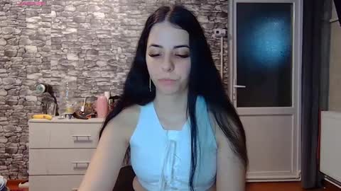  Mari  online show from 02-16-26, 08:43