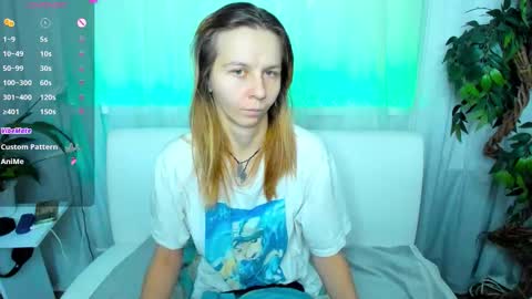 Scarlett online show from 10-17-25, 09:01