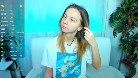 Scarlett online show from 11-24-25, 12:16