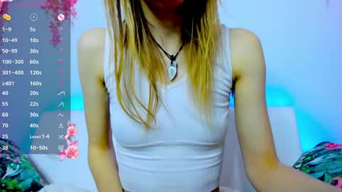 Snapshot of _mari_so chatting on 05-11-26, 02:45 Scarlett online show from 05-11-26, 02:45