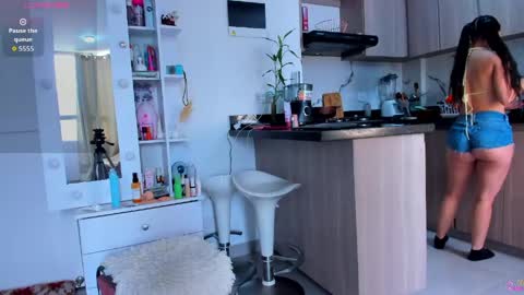 Snapshot of _maria_angel_ chatting on 06-05-26, 06:02 Maria Angel online show from 06-05-26, 06:02