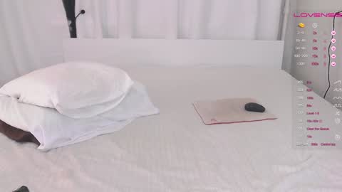 Mari online show from 02-02-25, 02:02