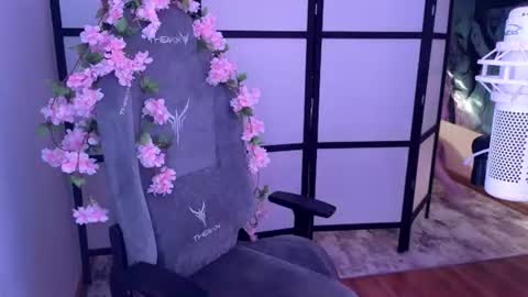 Snapshot of _mariko_ chatting on 06-19-26, 03:38 Mariko online show from 06-19-26, 03:38