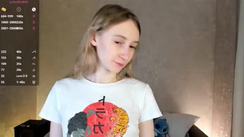 Snapshot of _marvelous_time_ chatting on 10-12-25, 03:27 Gwen online show from 10-12-25, 03:27