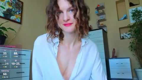 Sophia online show from 05-04-26, 03:02