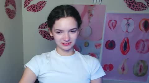 Susie online show from 11-23-25, 01:11