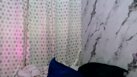 Melly online show from 06-23-26, 05:49