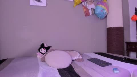 _melodyblossom_ online show from 11-12-25, 10:30