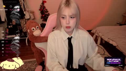 Snapshot of _meowmiko__ chatting on 01-25-25, 09:25 miko3 online show from 01-25-25, 09:25