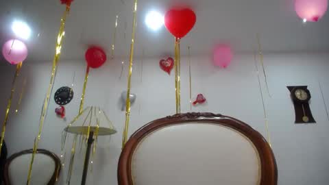  Mia  online show from 02-12-25, 01:06