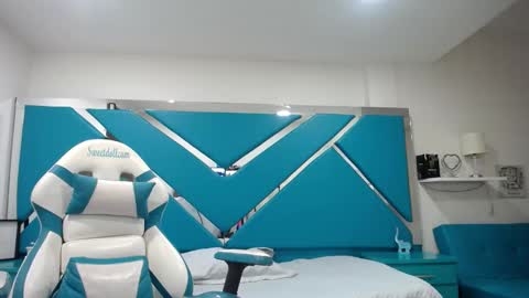  Mia  online show from 02-26-25, 01:19