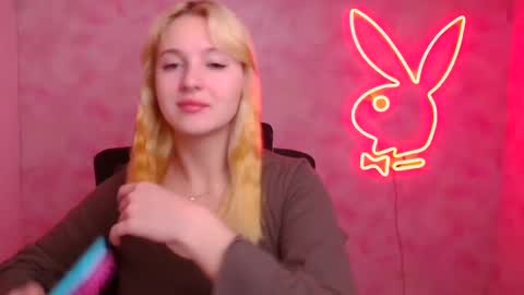 Melanie online show from 10-24-25, 11:50