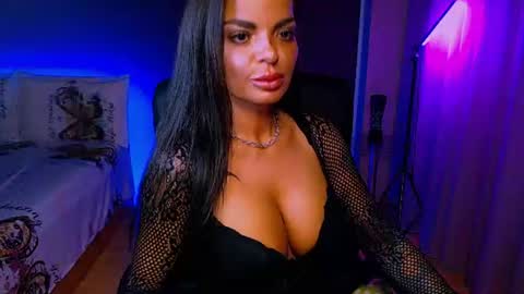 Snapshot of _milani_ chatting on 08-04-26, 05:15 Milani online show from 08-04-26, 05:15