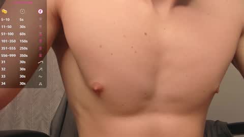 Snapshot of _milk_boy_ chatting on 03-08-25, 11:48 Milk Boy online show from 03-08-25, 11:48