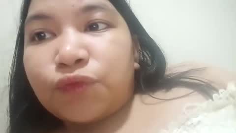 Snapshot of _milkytitsmomxx_ chatting on 01-18-26, 05:06 _milkytitsmomxx_ online show from 01-18-26, 05:06