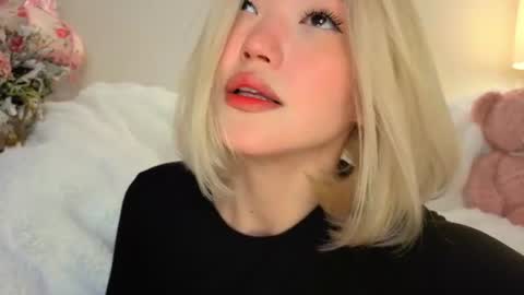 Snapshot of _milli_sun chatting on 07-14-26, 05:12 Kim online show from 07-14-26, 05:12