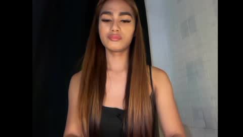 Snapshot of _milliondollarbaby_ chatting on 06-01-26, 04:20 Irina online show from 06-01-26, 04:20