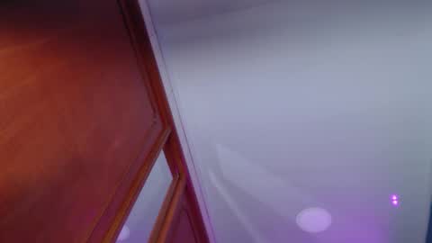 _milu23_ online show from 10-30-25, 01:01