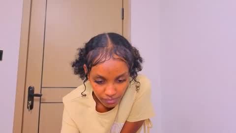 Mimi online show from 04-05-26, 02:58