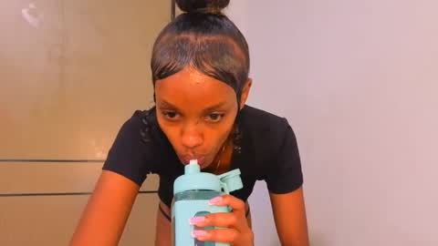 Mimi online show from 04-13-26, 02:39