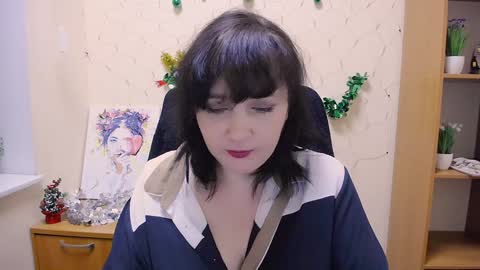 Snapshot of _miranda_sun chatting on 01-10-25, 10:28 Miranda online show from 01-10-25, 10:28