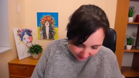 Snapshot of _miranda_sun chatting on 02-12-25, 12:01 Miranda online show from 02-12-25, 12:01