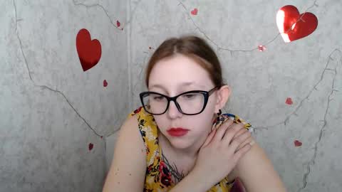 Snapshot of _miraterri_ chatting on 03-07-25, 10:35 Mira online show from 03-07-25, 10:35