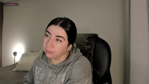 _miss_coco_ online show from 11-26-25, 09:43