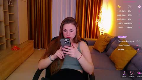 Mia online show from 03-01-26, 07:43