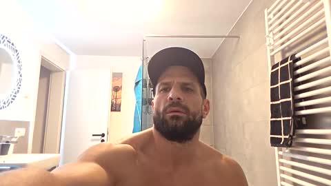 BENJI online show from 03-21-26, 05:49